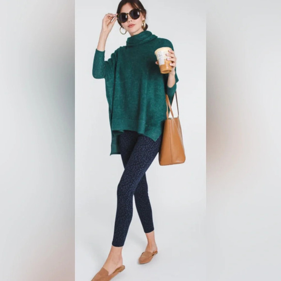 SPANX JEAN-ISH LEGGING BLUE DENIM LEOPARD Skinny Fit Pull On Size Medium - Picture 3 of 9